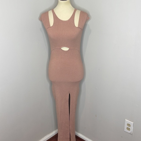 Self Portrait | Ribbed Knit‎ Cutout Midi Dress Rose | M - Picture 2 of 10